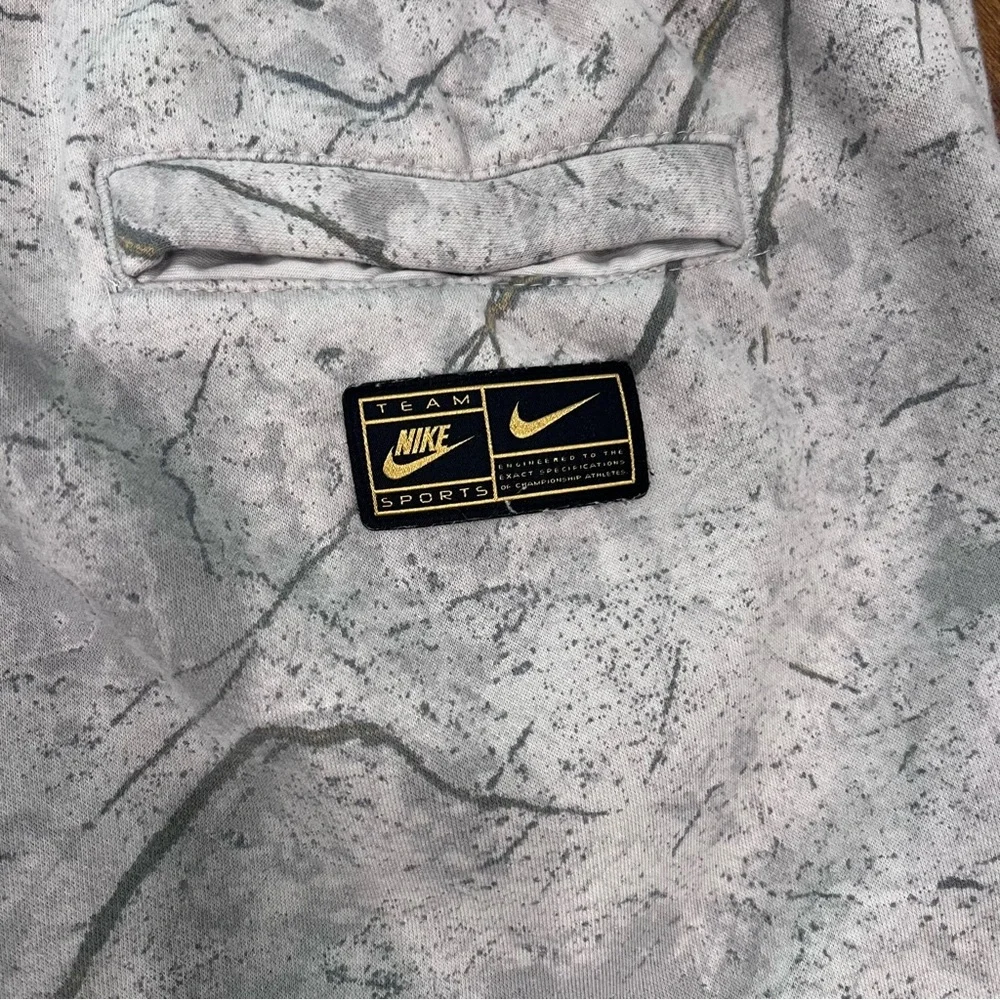 Nike gold joggers mens size XL‎